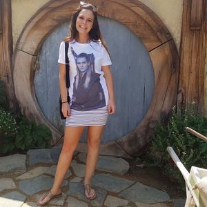 Meet your Posher, Iris